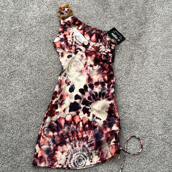 JADED LONDON Tie Dye Print One Shoulder Dress in Pink - Picture 4 of 4